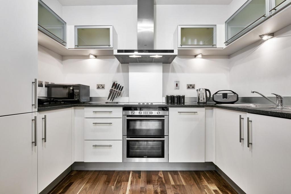 לונדון Canary Wharf - Corporate River View Apartments מראה חיצוני תמונה