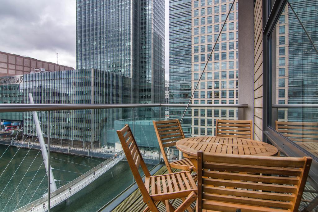 לונדון Canary Wharf - Corporate River View Apartments מראה חיצוני תמונה