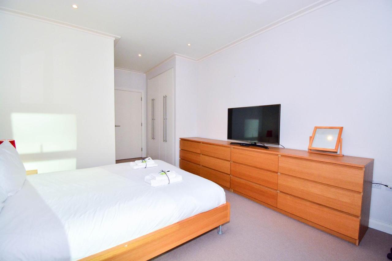 לונדון Canary Wharf - Corporate River View Apartments מראה חיצוני תמונה