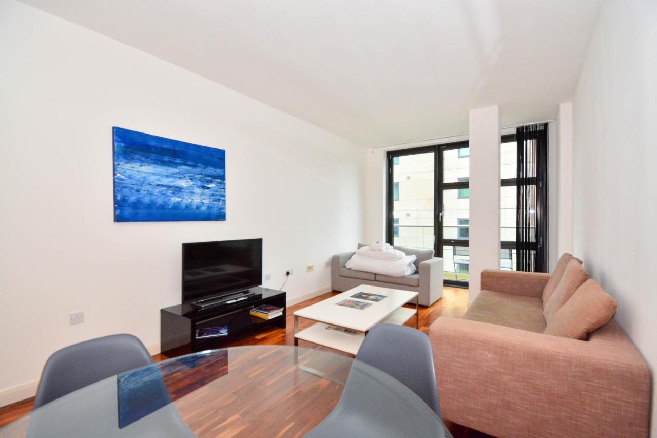 לונדון Canary Wharf - Corporate River View Apartments מראה חיצוני תמונה
